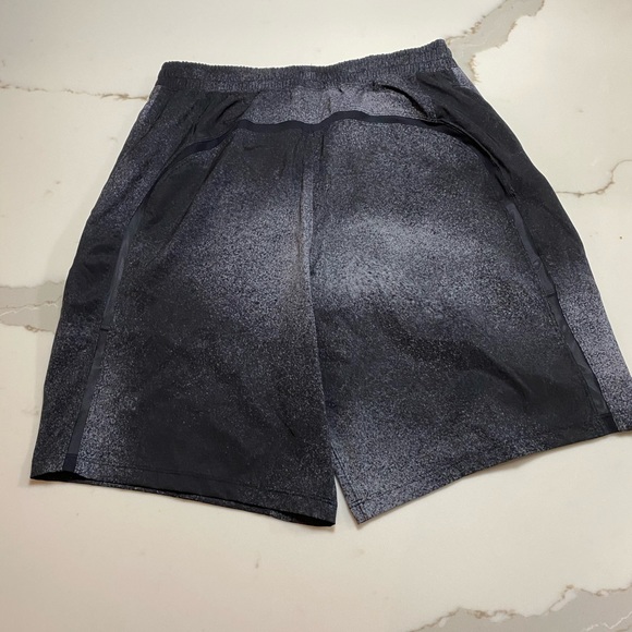 Lululemon Pace Breaker Out Of Mind Liner 9" Shorts - Picture 5 of 7